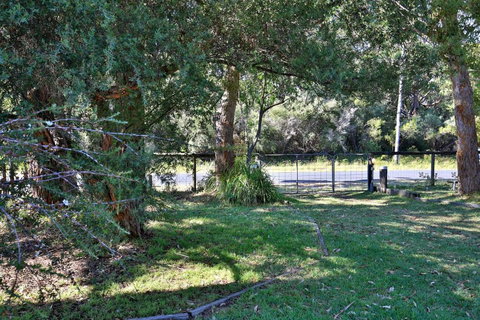 Innisfree Pet Friendly 2 Mins To Beach - Taree Accommodation 1