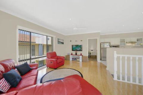 Seychells Toowoon Bay - Taree Accommodation 4