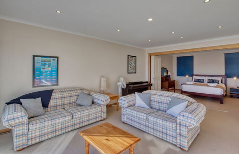 Beach Side Bay Of Fires - Taree Accommodation 3