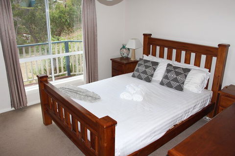 Front Row Beachfront - Taree Accommodation 6