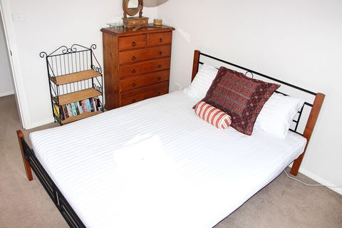 Front Row Beachfront - Taree Accommodation 1