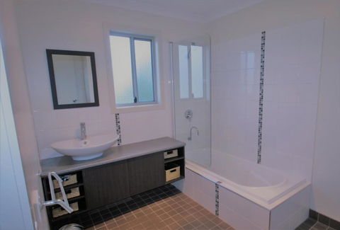 Seaview At Southport - Taree Accommodation 4