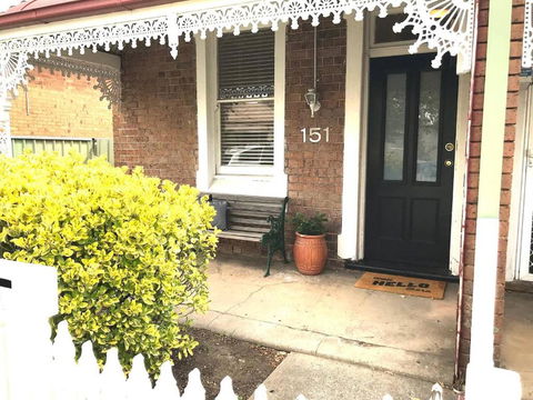 YSG The Edward Townhouse 151 Walk To Town - Taree Accommodation 3