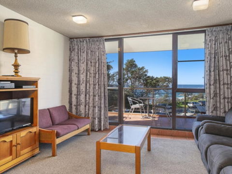 60 Beachpark Apartment At Flynns - Taree Accommodation 1
