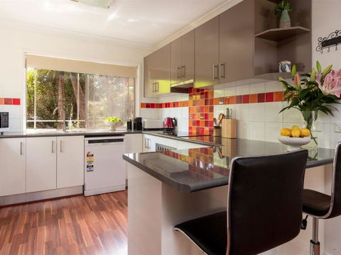 Bombo Blue Pet Friendly Townhouse - Taree Accommodation 5