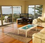 Joness Beach House perfect location with views - Taree Accommodation
