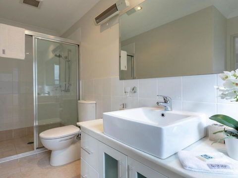 Shore To Please Comfort Cafes & Beaches - Taree Accommodation 1