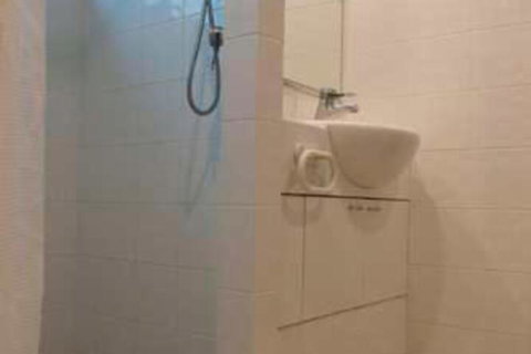 Absolute Beachfront Mooloolaba - Taree Accommodation 7