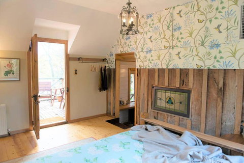 Adelaide Hills Camellia Cottage WiFi - Taree Accommodation 5