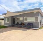 The Beach Shack - Taree Accommodation