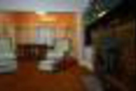 Skymirror Cottage - Taree Accommodation 3