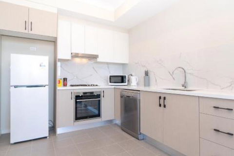 SP246 Brandnew Modern Apt In Penrith With Parking - Taree Accommodation 3