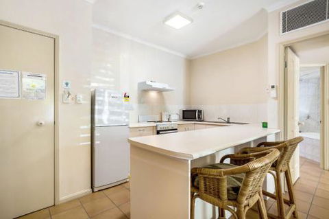 A Taste Of The Tropics - Taree Accommodation 1