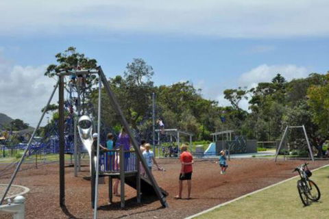 50 Florida Avenue - Taree Accommodation 2