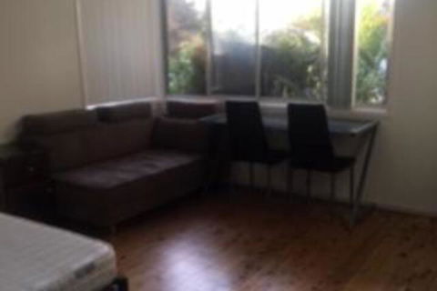 50 Florida Avenue - Taree Accommodation 0