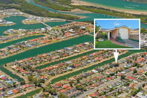 29a Ballina Crescent Port Macquarie - Taree Accommodation 6