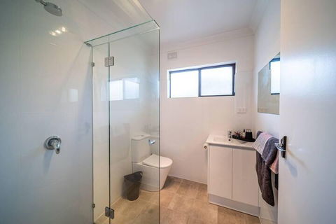 Harmony At Henley Beach Wifi Nespresso Netflix - Taree Accommodation 5