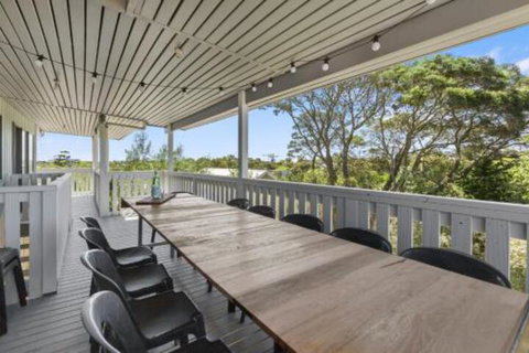 TREE TOPS VIEWS BLAIRGOWRIE - Taree Accommodation 0
