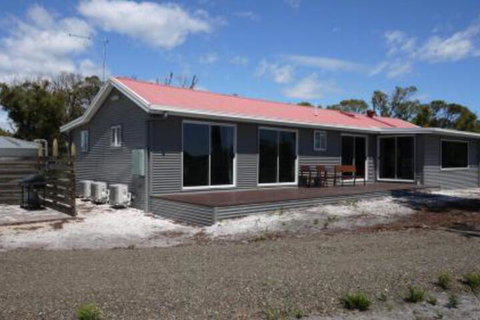 Umtali Beach House - Taree Accommodation 3