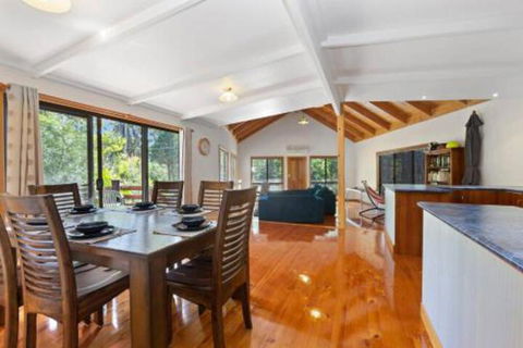 YARRABEE The Perfect Getaway! - Taree Accommodation 0