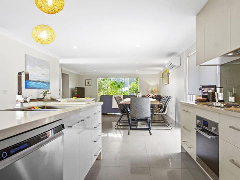 Amersham Great Family Accommodation - Taree Accommodation 1