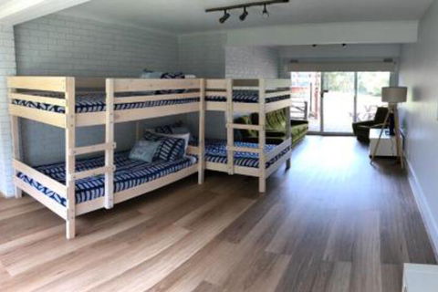 HIP NAUTIC 100 Metres To Beach - Taree Accommodation 0