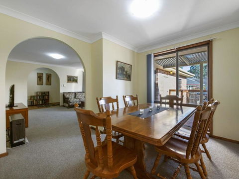 Buckland St. 29 Mollymook - Taree Accommodation 4