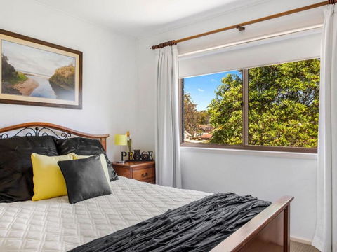 Carroll Ave 85 Mollymook - Taree Accommodation 2