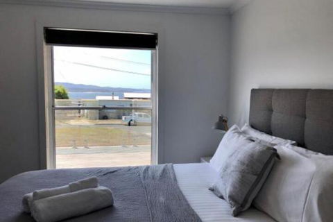 BINALONG BRAE At Bay Of Fires Two Bedroom Both With Ensuites - Taree Accommodation 5