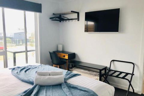 BINALONG BRAE At Bay Of Fires Two Bedroom Both With Ensuites - Taree Accommodation 2