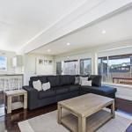 Driftwood House - Taree Accommodation 0