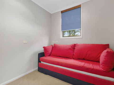 A Superb Location For Enjoying The Best Of Noosa Unit 2 / 69 Noosa Parade - Taree Accommodation 4