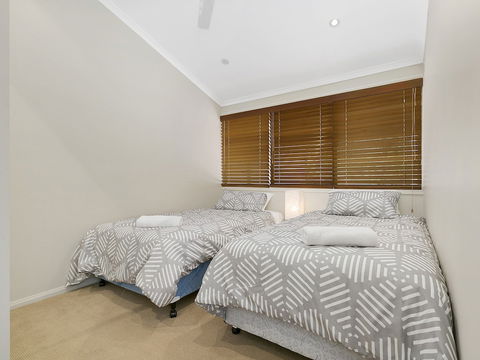 A Superb Location For Enjoying The Best Of Noosa Unit 2 / 69 Noosa Parade - Taree Accommodation 3