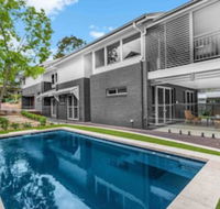 Hunter Treehouse - Taree Accommodation