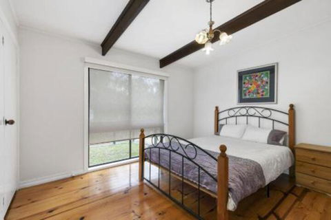 THE BEACH HIVE PET FRIENDLY (OUTSIDE ONLY) INLET SIDE - Taree Accommodation 2