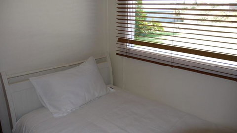 The Love Shack Bridport - Taree Accommodation 1