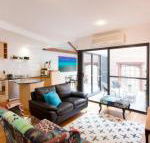 Windows on Pakenham - Taree Accommodation