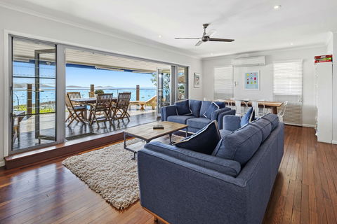 A Point Of View Airlie Beach - Taree Accommodation 6