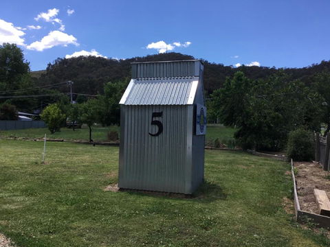 Rail Trail Cottage - Taree Accommodation 1