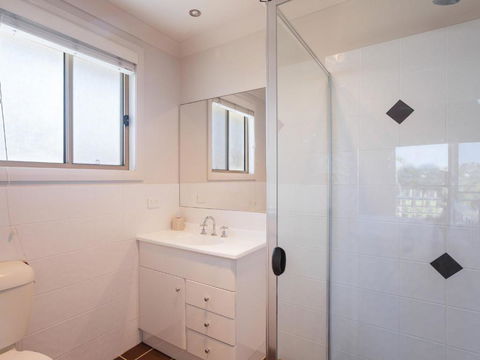 Relax At Pacific 1 / 26 Pacific Avenue Private Duplex With Enclosed Yard - Taree Accommodation 6