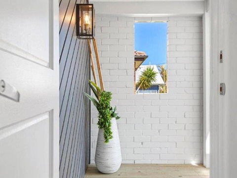 Toukley Waterfront Oasis - Taree Accommodation 1