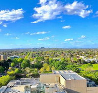 Deluxe Central Park 4B2B APT BoxHill Panorama - Taree Accommodation