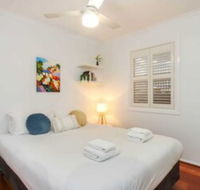 Stylish 3BD Family Home in Leafy Paddington - Taree Accommodation