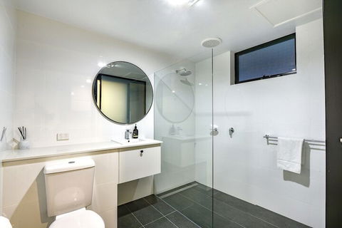 Aloha Central Premium Studios - Taree Accommodation 6