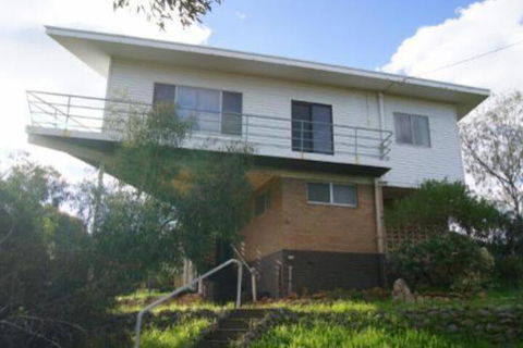 The Kite Beach House - Taree Accommodation 0