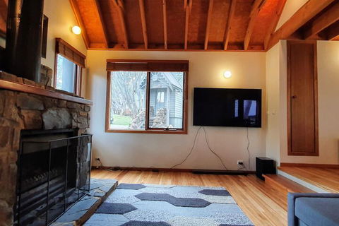 SNOWED INN Apartment - Taree Accommodation 2