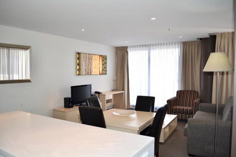 APTonNorthTCE - Taree Accommodation 3