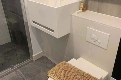 Avant Garde Living In The Heart Of The City - Taree Accommodation 4