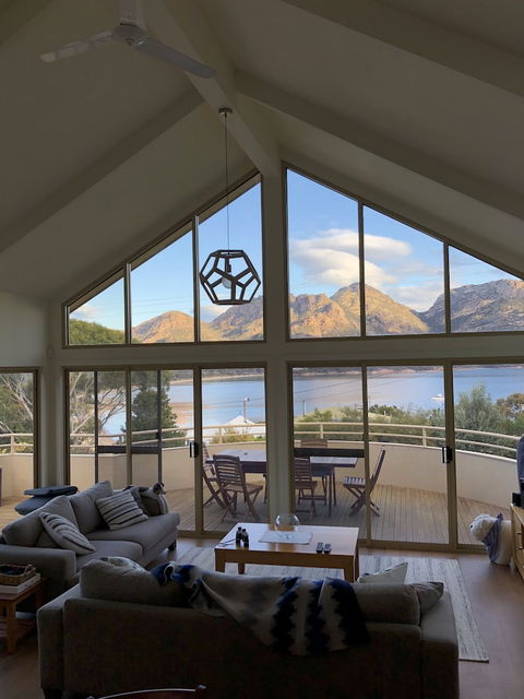 Freycinet Beach House - Taree Accommodation 6