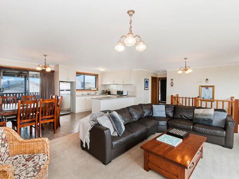 AMBIENCE By THE SEA - Taree Accommodation 2